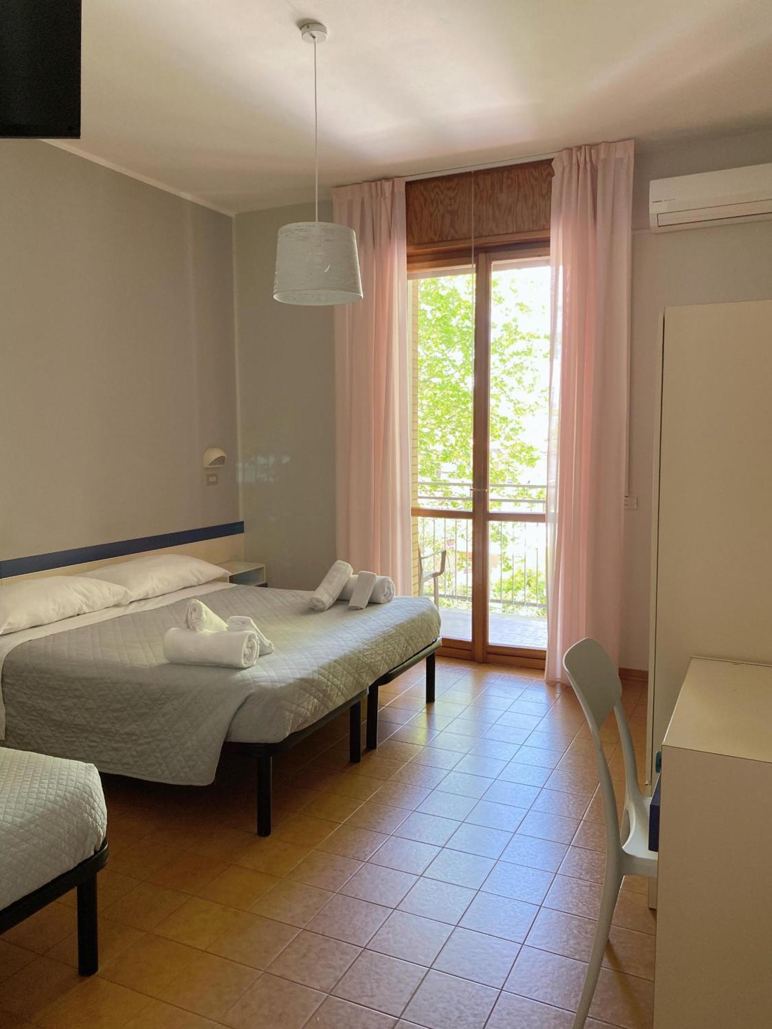 Ponente Rooms&coffee 2*